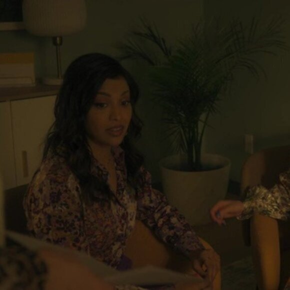 🎥 Guilty Party TV Show ETRO Floral Print Blouse Size 42 - Picture 10 of 11